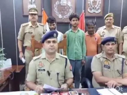 बरेली: बारादरी थाना पुलिस ने ₹40 लाख की अफीम के साथ तीन तस्करों को किया गिरफ्तार, एसपी सिटी ने दी जानकारी