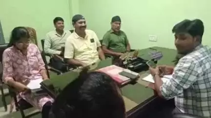 धोरैया: धोरैया बीडीओ ने पोठिया और करंगा गांव में पेयजल समस्या दुरुस्त करने के लिए पीएचईडी जेई को निर्देश दिए