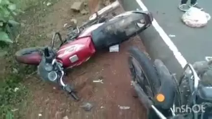बमोरी: बमोरी बिसनवाड़ा रोड पर छात्रावास के सामने दो मोटरसाइकिल की टक्कर, दो युवक घायल