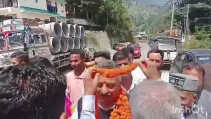 जुब्बल: जुब्बल नावर कोटखाई में अनुसूचित जाति विभाग की मासिक बैठक का आयोजन घेजटा कॉम्प्लेक्स में किया गया