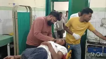 बाजपुर: हजीरा के निकट पुलिया के पास हुई मार्ग दुर्घटना में बन्नाखेड़ा निवासी बाइक सवार सुनील घायल हुआ