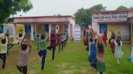 माडा: अंतर्राष्ट्रीय योग दिवस पर अदाणी समूह द्वारा बंधौरा के शासकीय विद्यालयों में सामूहिक योगाभ्यास आयोजित