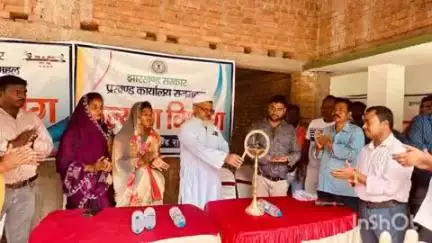 राजमहल: उत्क्रमित मध्य विद्यालय मिरजी बाजार मंडई में धरती आबा जनजातीय ग्राम उत्कर्ष अभियान का आयोजन