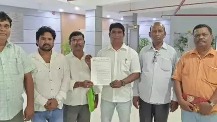 धनबाद/केंदुआडीह: हाड़ी जाति समाज सुधार समिति ने सात सूत्री मांगों को लेकर उपायुक्त को ज्ञापन सौंपा