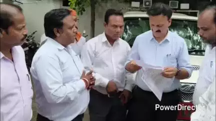 परसिया: परासिया: बडकुही में सड़क दुर्घटना के तीसरे दिन भी एफआईआर दर्ज नहीं, मेहरा डेहरिया समाज ने एसडीएम को सौंपा ज्ञापन