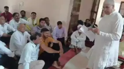 पलवल: पलवल में कर्मचारियों के पदों में कटौती का विरोध, सरकारी विभागों में छंटनी के खिलाफ आंदोलन की चेतावनी