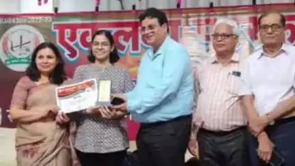 चांदपुर: चांदपुर में जाट जागरण मंच ने छात्र-छात्राओं को किया सम्मानित, हाई स्कूल, इंटरमीडिएट और आईटीआई वाले छात्रों को किया गया