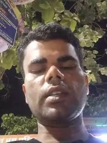 कसया से मन बेटा गम हो जाते हैं आज तक कसाया पुलिस कुछ पता नहीं लगा पाया रोज कहते हैं जांच हो रहा है जांच हो रहा है तारीख