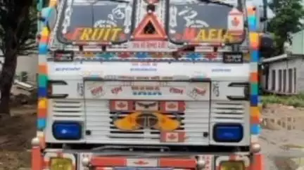 राजाखेड़ा: राजाखेड़ा विधानसभा की मनिया पुलिस ने भैंस तस्करी में दो को किया गिरफ्तार, 76 भैंस-पाड़े मुक्त, ट्रक किया ज़ब्त