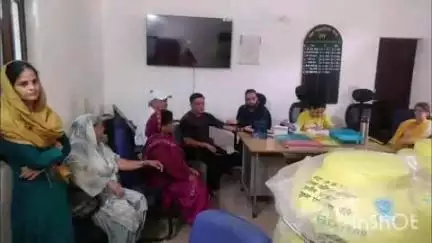 भोटा: बैरी में सांसद मोबाइल स्वास्थ्य सेवा टीम ने 82 लोगों का स्वास्थ्य किया जाँचा