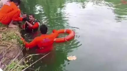 തലപ്പിള്ളി: പട്ടിച്ചിറക്കാവ് കുളത്തിൽ നീന്താനിറങ്ങിയ ഓട്ടോറിക്ഷ ഡ്രൈവർ മുങ്ങിമരിച്ചു