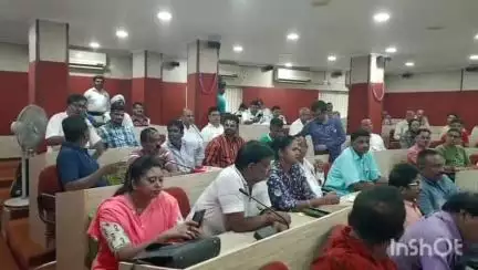 চুঁচুড়া-মগরা: রথযাত্রা নিয়ে প্রশাসনিক বৈঠক চুঁচুড়ায়