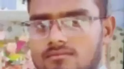 प्रतापगढ़: बारड़ीह गांव में पिकअप और बाइक की टक्कर में घायल बाइक सवार की इलाज के दौरान हुई मौत, परिजन शव लेकर पहुंचे कोतवाली