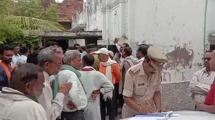 बबेरू: बबेरू कस्बे के मनोरथ तोक तहसील के पास अधिवक्ता की अचानक मौत से परिवार में मचा कोहराम, पुलिस ने करवाया पोस्टमार्टम