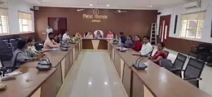 कवर्धा: महिला एवं बाल विकास विभाग के अंतर्गत जिला पंचायत की स्थायी समिति की बैठक संपन्न, विभिन्न विषयों पर हुई चर्चा
