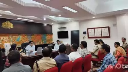 കോഴിക്കോട്: ദുരന്തനിവാരണ പ്രവർത്തനം കുറ്റമറ്റ നിലയിൽ ഏകോപിപ്പിക്കണമെന്ന് ജില്ലാ കളക്ടർ ആവശ്യപ്പെട്ടു