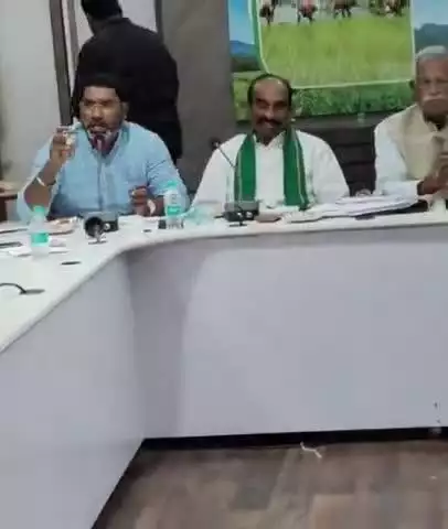 అలంపూర్: నకిలీ విత్తనాల సమస్యలను పరిష్కరించాలి;అలంపూర్ మాజీ ఎమ్మెల్యే సంపత్ కుమార్