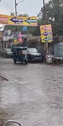 पीलीभीत: पीलीभीत में बारिश के बाद तापमान गिरा, कई इलाकों में जल भराव की समस्या देखी गई