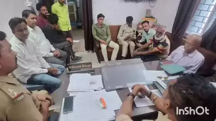 मल्हारगढ़: मोहर्रम पर्व को लेकर पुलिस ने की मोहर्रम कमेटियों के साथ बैठक, शांति और सद्भाव से पर्व मनाने की अपील