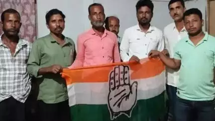 কৈলাশহর: কৈলাসহর পূর্ব ইয়াজিখাওরা গ্রাম পঞ্চায়েত এলাকায় কংগ্রেস দলের পক্ষ থেকে একটি যোগদান সভা অনুষ্ঠিত হয়