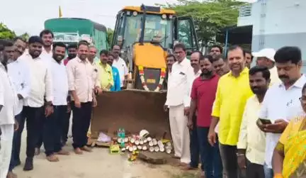 కుప్పం: కదిరిఓపనపల్లిలో రూ. 30 లక్షలతో రోడ్డు నిర్మాణ పరలో ప్రారంభం