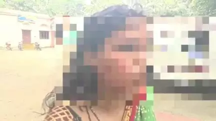 ଭଦ୍ରକ ଗ୍ରାମାଞ୍ଚଳ: ରାମେଶ୍ବରପୁର ଠାରେ ସଂଘବଦ୍ଧ ଭାବେ ଉଲଗ୍ନ କରି ମହିଳାଙ୍କୁ ଆକ୍ରମଣ। ନ୍ୟାୟ ଭିକ୍ଷା କଲେ ମହିଳା