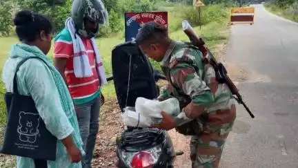 रनियां: रनिया बाजार टांड और तोकेन पुलिस पिकेट द्वारा वाहन जांच अभियान चलाया गया
