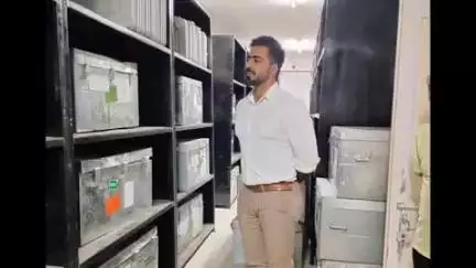 ऊना: उपायुक्त जतिन लाल ने ईवीएम व वीवीपैट वेयरहाउस का त्रैमासिक निरीक्षण किया