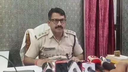 ପାଟଣାଗଡ: ଫସଲ ବୀମା ଠକେଇ ମାମଲା କୁ ନେଇ କାର୍ଯ୍ୟ ଲୟରେ ପ୍ରତିକ୍ରିୟା ରଖିଛନ୍ତି ସ୍ଥାନୀୟ ଏସଡିପିଓ