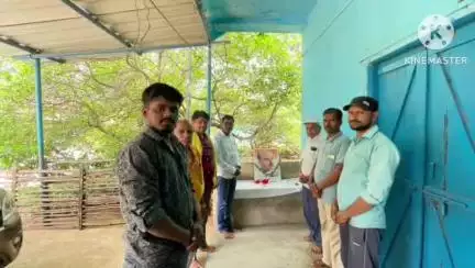 कर्रा: श्यामा प्रसाद मुखर्जी बलिदान दिवस पर भाजपा युवा मोर्चा ने जरियागढ़ में श्रद्धांजलि अर्पित की