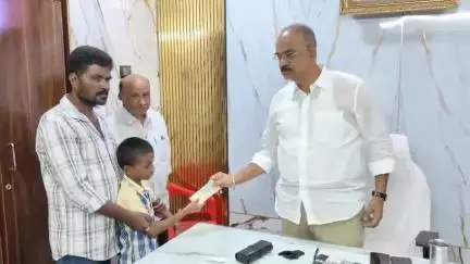 తాడేపల్లిగూడెం: మరోసారి దాతృత్వం చాటుకున్న తాడేపల్లిగూడెం ఎమ్మెల్యే బొలిశెట్టి శ్రీనివాస్