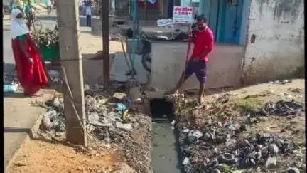 डोमचांच: डोमचांच नगर पंचायत ने विभिन्न क्षेत्रों में चलाया व्यापक साफ-सफाई अभियान