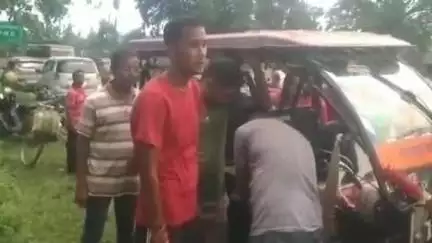 আলিপুরদুয়ার ১: আলিপুরদুয়ারে গাঁজা পাচার করতে গিয়ে পুলিশের হাতে গ্রেপ্তার সিভিক ভলেন্টিয়ার এবং হোম গার্ড চরম উত্তেজনা জংশনে