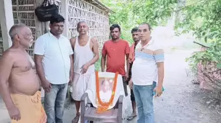 जलालगढ़: जलालगढ़ प्रखंड के विभिन्न बूथों पर श्यामा प्रसाद मुखर्जी की पुण्यतिथि मनाई गई
