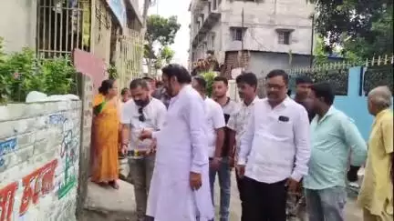 ইসলামপুর: সর্বভারতীয় তৃণমূল কংগ্রেসের ডাকে আগামী একুশে জুলাই ধর্মতলা চলো অভিযানকে ঘিরে দেওয়াল লিখন ইসলামপুরে