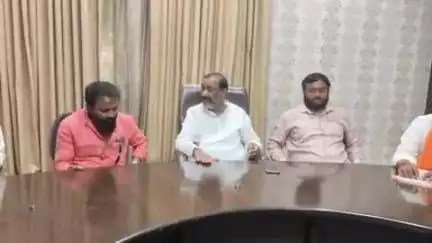 नांदेड: नांदेडची जनता उद्धव ठाकरे गटाच्या शिवसेने सोबत राहणार शिवसेनेचे  महानगर प्रमुख प्रकाश मारावार विश्रामगृह येथे म्हणाले