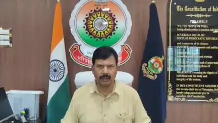 सूरजपुर: डीआईजी व एसएसपी सूरजपुर प्रशांत कुमार ठाकुर ने बताया, 24 लाख के गांजे सहित 2 गिरफ्तार, वाहन भी जब्त