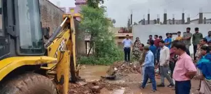 गुना नगर: गोविंद गार्डन कॉलोनी में जल भराव, क्षेत्र में पानी निकासी की व्यवस्था की गई