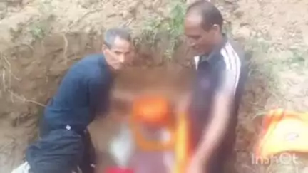 रानीखेत: जन सेवा समिति रानीखेत ने मानवता का परिचय देते हुए, गोपाल गिरी महंत की हिंदू रीति-रिवाज से मुक्तिधाम में की अंत्येष्टि