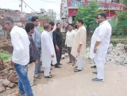 जसपुर: विधायक आदेश चौहान ने नई बस्ती में पुलिया मार्ग का शिलान्यास किया