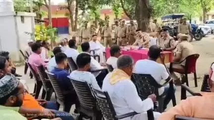 कसिया: अहिरौली बाजार थाने का एसपी ने किया निरीक्षण, बैठक कर आगामी त्योहारों को लेकर दिए आवश्यक दिशा-निर्देश
