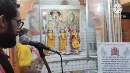 बांधवगढ़: उमरिया: राम दरबार मंदिर में पुजारी ने संध्या वंदन कर श्री रामचंद्र जी की आरती उतारी