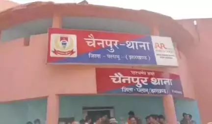 चैनपुर: बुढीबीर गांव में नहाते समय तहले नदी में बही महिला की एमएमसीएच में इलाज के दौरान मौत