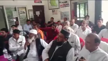 खाचरौद: मोहर्रम पर्व पर सुरक्षा व्यवस्था को लेकर प्रशासन की बैठक, एसडीएम ने विभागों को दिए निर्देश