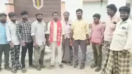 బద్వేల్: బద్వేల్ : ఆటో కార్మికులకు సంక్షేమ బోర్డును ఏర్పాటు చేయాలి - ఏఐటీయూసి నాయకులు