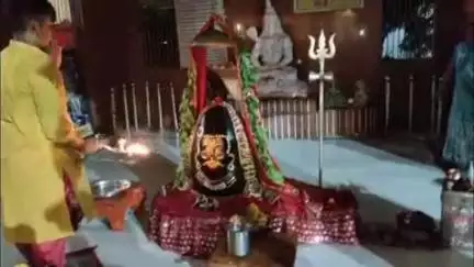 खंडवा नगर: खंडवा के भवानी शंकर मंदिर में भगवान भोलेनाथ की महा आरती की गई