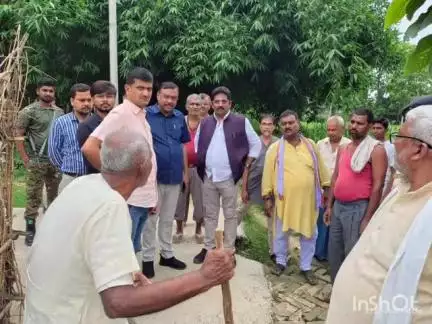 मटिहानी: आदर्श नगर वार्ड-8 में मटिहानी विधायक ने की बैठक, कई मुद्दों पर हुई चर्चा