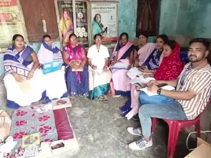 बिथान: प्राथमिक स्वास्थ्य उप केन्द्र बराही में आशा कार्यकर्ता की बैठक हुई, आवश्यक निर्देश दिए गए