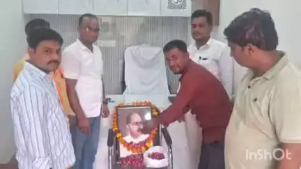 जैसलमेर: डॉ. श्यामा प्रसाद मुखर्जी की पुण्यतिथि पर पोकरण मंडल में भाजपायों ने श्रद्धा सुमन अर्पित किए