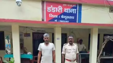डंडारी: सार्वजनिक मार्ग पर लापरवाही से वाहन चलाने के मामले में एक वारंटी मेहा से गिरफ्तार